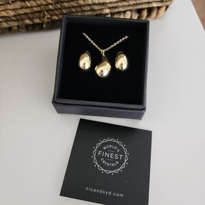 Nic & Syd Gold Abstract Droplet Earrings & Necklace Set